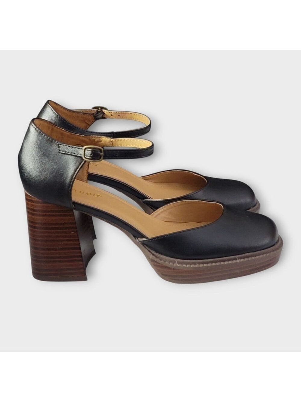 Bamboo Secretive Black Chunky Heel Mary Jane Faux Leather Shoes Size 8.5